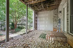 1337 Peachtree View, Brookhaven, GA 30319 - Photo 43