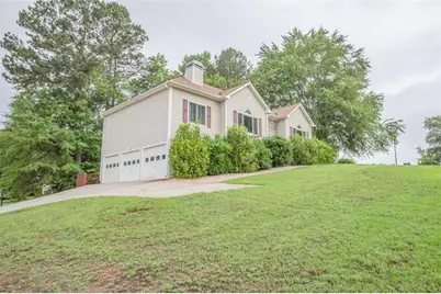 126 W Woodland Manor W, Temple, GA 30179 - Photo 3