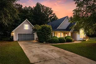 300 Cobb Ct, Hampton, GA 30228 - Photo 1