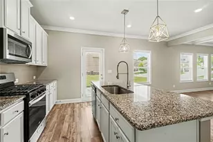 305 Sterling Creek Wy, Loganville, GA 30052 - Photo 9