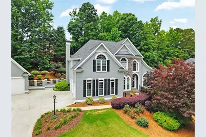 5021 Towne Lake Hills North, Woodstock, GA 30189 - Photo 3