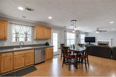 3662 Bay Cove Court, Loganville, GA 30052 - Photo 17
