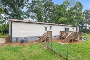 4046 Holly Springs Rd, Gillsville, GA 30543 - Photo 43