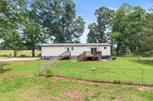 4046 Holly Springs Rd, Gillsville, GA 30543 - Photo 45