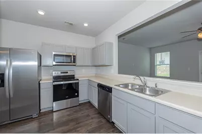 6137 Rockaway Road, Atlanta, GA 30349 - Photo 9