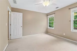 8215 Stonebrook Ct, Cumming, GA 30040 - Photo 21