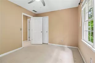 8215 Stonebrook Ct, Cumming, GA 30040 - Photo 23