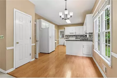 8215 Stonebrook Court, Cumming, GA 30040 - Photo 9