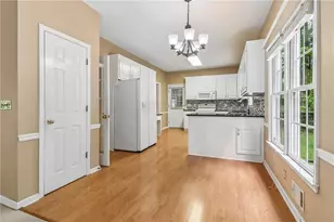 8215 Stonebrook Ct, Cumming, GA 30040 - Photo 9