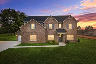 689 S Jeff Davis Dr, Fayetteville, GA 30215 - Photo 3