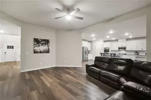 689 S Jeff Davis Dr, Fayetteville, GA 30215 - Photo 15