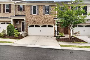 222 Holden Way, Woodstock, GA 30189 - Photo 1
