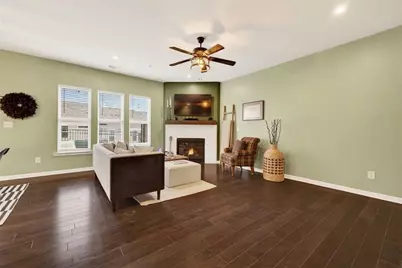 222 Holden Way, Woodstock, GA 30189 - Photo 7