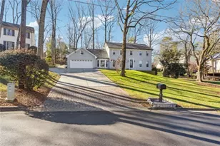 1511 Summerset Dr, Dunwoody, GA 30338 - Photo 53