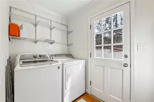 1511 Summerset Dr, Dunwoody, GA 30338 - Photo 25