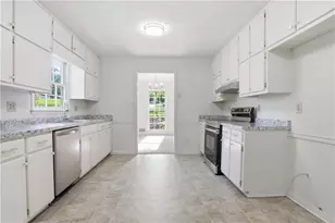 265 Merrydale Dr, Fayetteville, GA 30215 - Photo 7
