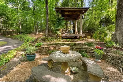 1575 Northridge Road NE, Sandy Springs, GA 30350 - Photo 85