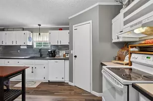 930 Dry Pond Ln, Canton, GA 30114 - Photo 17