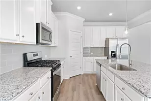 3762 Dover Run Ln, Loganville, GA 30052 - Photo 7