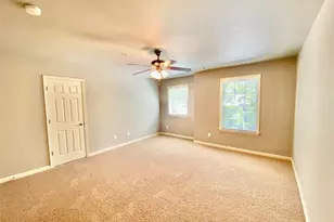 3322 Castleberry Village Dr, Cumming, GA 30040 - Photo 15
