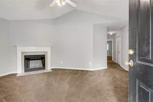 65 Mabry Pl Ct, Covington, GA 30014 - Photo 3