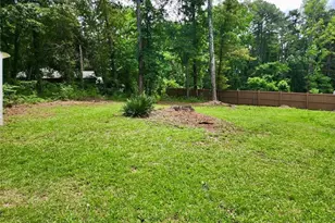 1367 Fairview Trail, Lawrenceville, GA 30043 - Photo 15