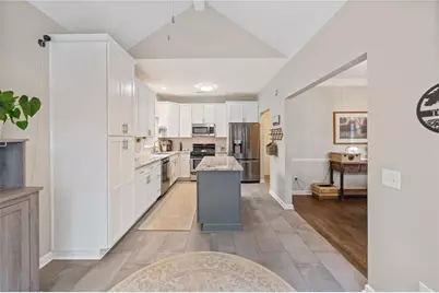 2376 Battle Forest Drive SW, Marietta, GA 30064 - Photo 11