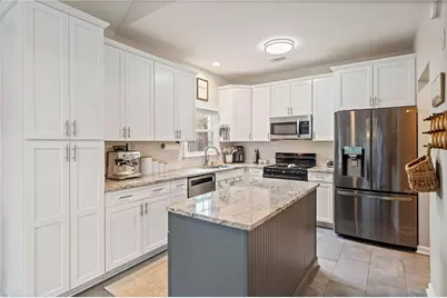 2376 Battle Forest Drive SW, Marietta, GA 30064 - Photo 9
