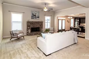 5645 Pleasant Woods Dr, Flowery Branch, GA 30542 - Photo 9