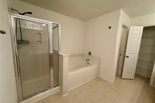 3922 Snipes Ct, Lilburn, GA 30047 - Photo 19