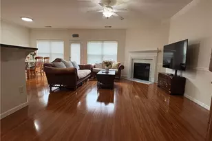3922 Snipes Ct, Lilburn, GA 30047 - Photo 7