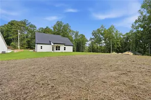 9130 Lisa Cir, Gainesville, GA 30506 - Photo 33