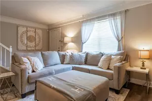 6900 Roswell Rd, Sandy Springs, GA 30328 - Photo 9