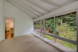 130 Huntcliff Point NE, Sandy Springs, GA 30350 - Photo 9