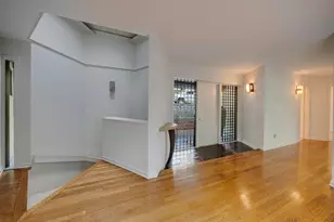 130 Huntcliff Point NE, Sandy Springs, GA 30350 - Photo 5