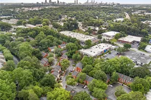 2104 Defoors Mill Dr NW, Atlanta, GA 30318 - Photo 39