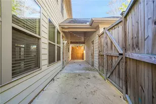 2439 Muirfield Pl, College Park, GA 30337 - Photo 33