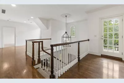 5290 London Drive, Atlanta, GA 30327 - Photo 31