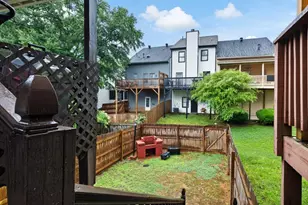 1044 Oaks Pkwy, Smyrna, GA 30082 - Photo 19