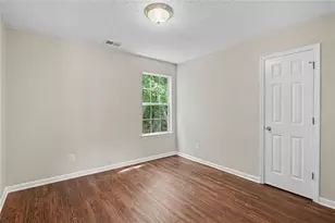 129 Kentwood Springs Dr, Hampton, GA 30228 - Photo 9