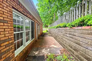 2340 Stockton Walk Ln, Snellville, GA 30078 - Photo 27