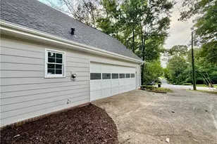 1367 Arlene Ct SW, Lilburn, GA 30047 - Photo 19