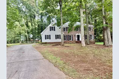 1367 Arlene Court SW, Lilburn, GA 30047 - Photo 3
