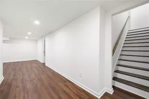 1721 Hortense Pl NW, Atlanta, GA 30318 - Photo 17