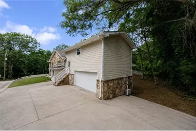 1721 Hortense Place NW, Atlanta, GA 30318 - Photo 33