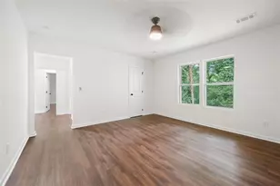 1721 Hortense Pl NW, Atlanta, GA 30318 - Photo 9