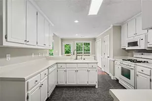 630 Brookgreen Pl, McDonough, GA 30252 - Photo 11