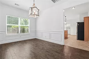 4122 Creekrun Cir, Buford, GA 30519 - Photo 9