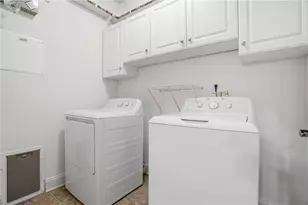 4122 Creekrun Cir, Buford, GA 30519 - Photo 19