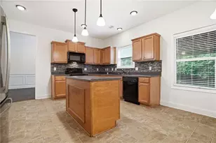 4122 Creekrun Cir, Buford, GA 30519 - Photo 13